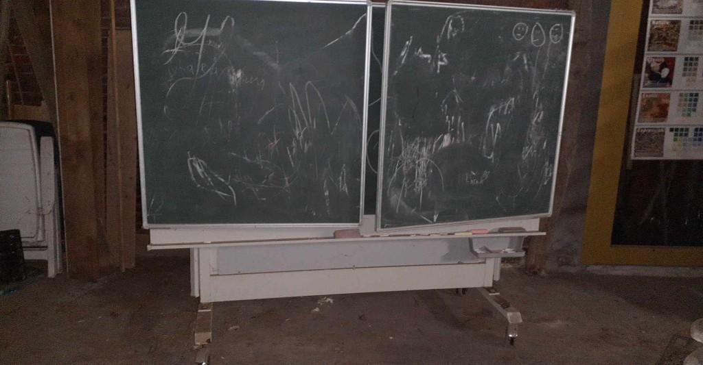 Retro orgineel schoolbord op wielen, Ophalen, Mobiel, Gebruikt, Krijtbord