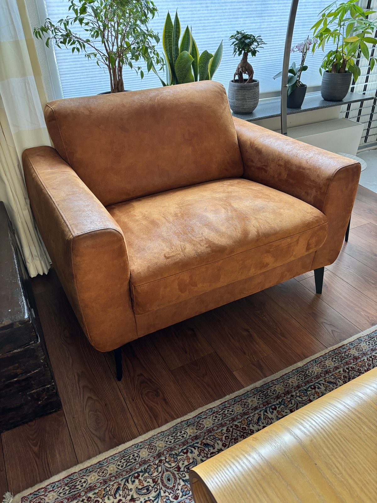 Groen en cognac kleurige 3 zits en loveseat. Merk IN.HOUSE., Huis en Inrichting, Ophalen, Gebruikt, Stof, Modern en strak