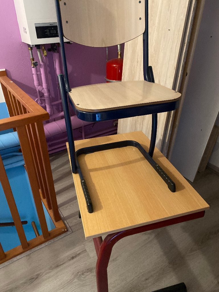 Kinder Schooltafel met 2 stoelen, Ophalen, Zo goed als nieuw, Tafel(s) en Stoel(en)