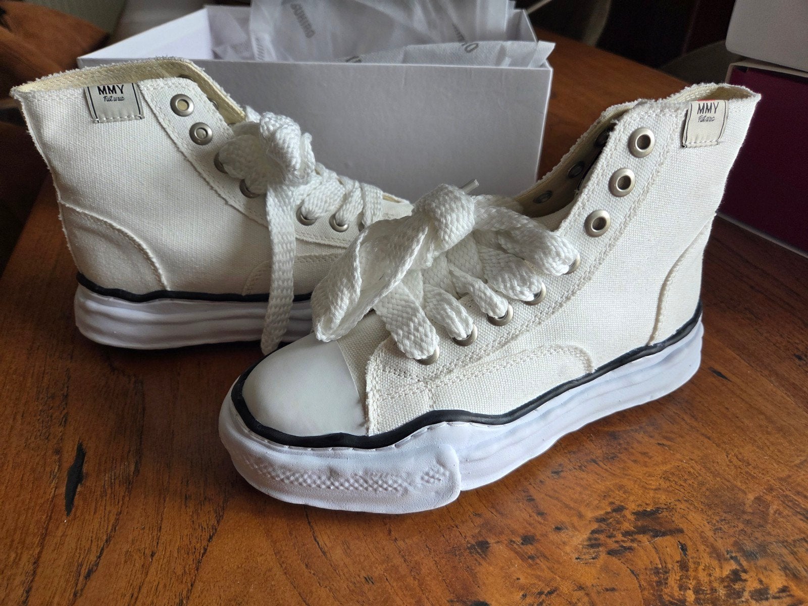 Maison Mihara Yasuhiro Sneakers nieuw! Maat 37, Maison mihara, Wit, Nieuw, Ophalen of Verzenden