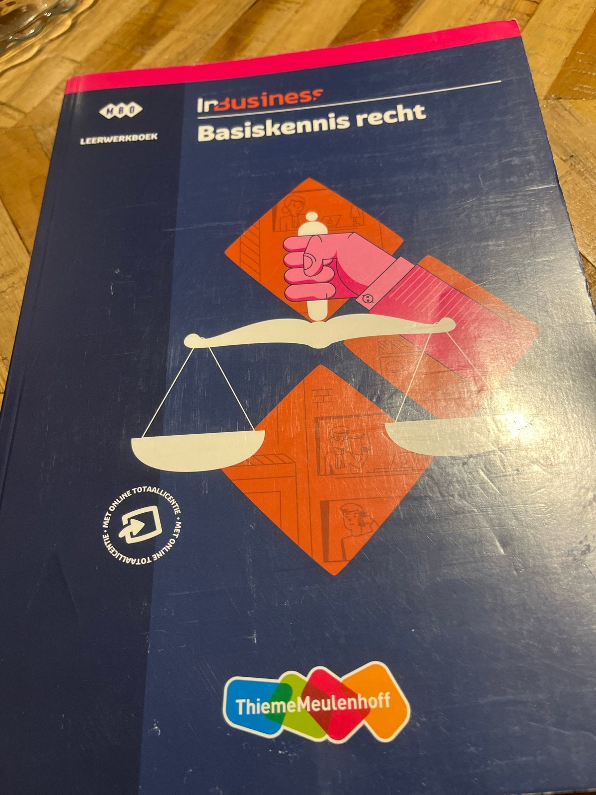 InBusiness Basiskennis recht - Leerwerkboek MBO, Ophalen, Zo goed als nieuw, Overige niveaus, Overige vakken