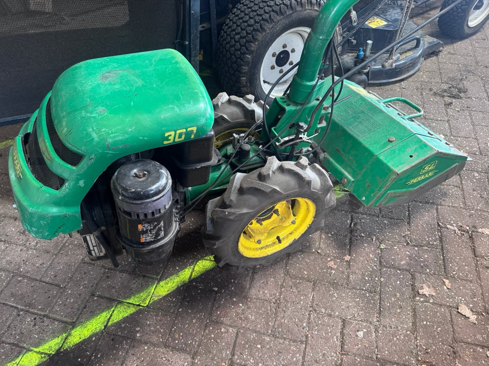 Ferari frees 307, Ophalen, Gebruikt