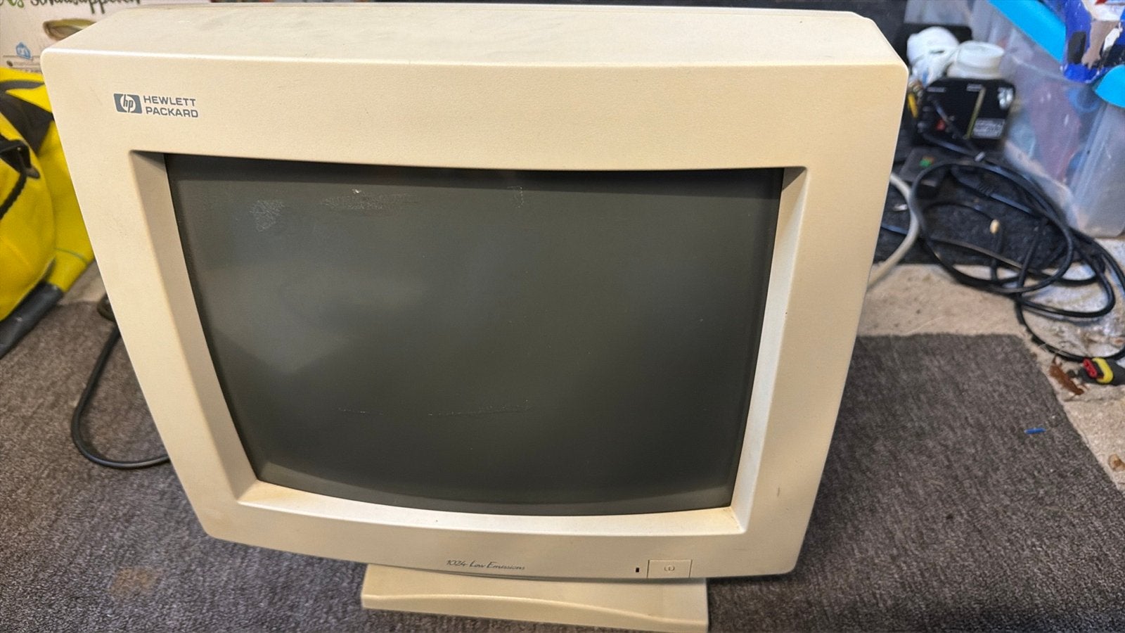 Vintage Compaq computer met HP monitor, toetsenbord en muis, Ophalen