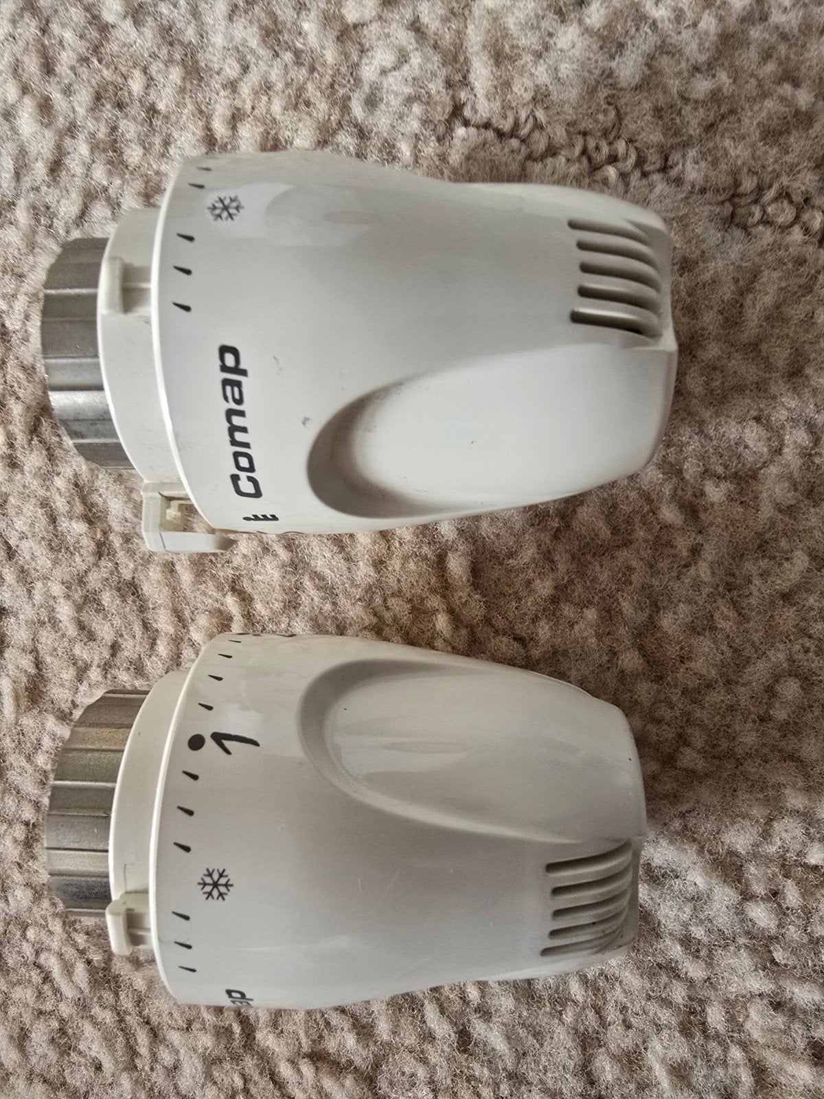 Twee Comap W5 thermostaatknoppen te koop, Ophalen of Verzenden