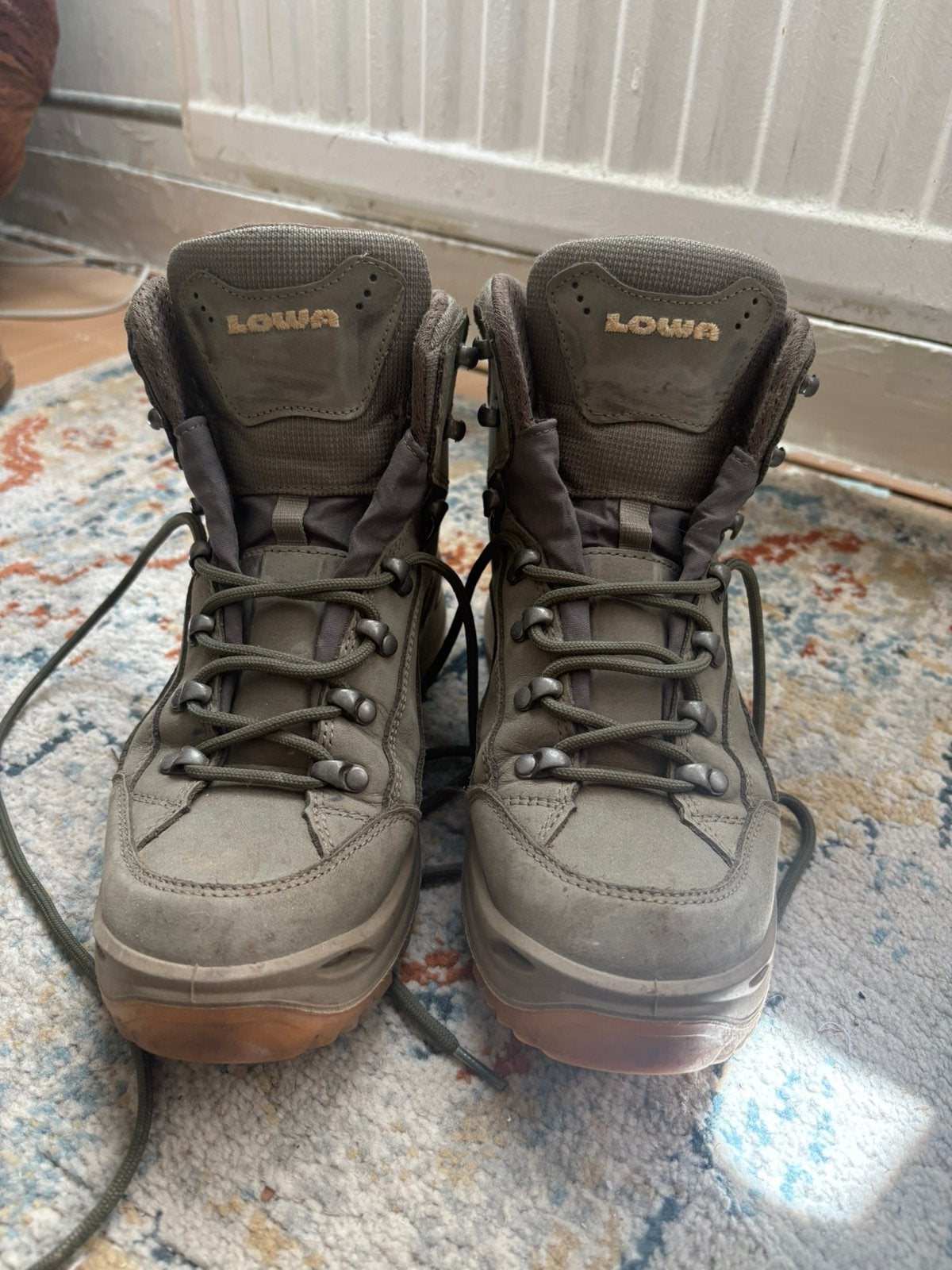 Lowa wandelschoenen maat 40, Ophalen, Gebruikt, Schoenen