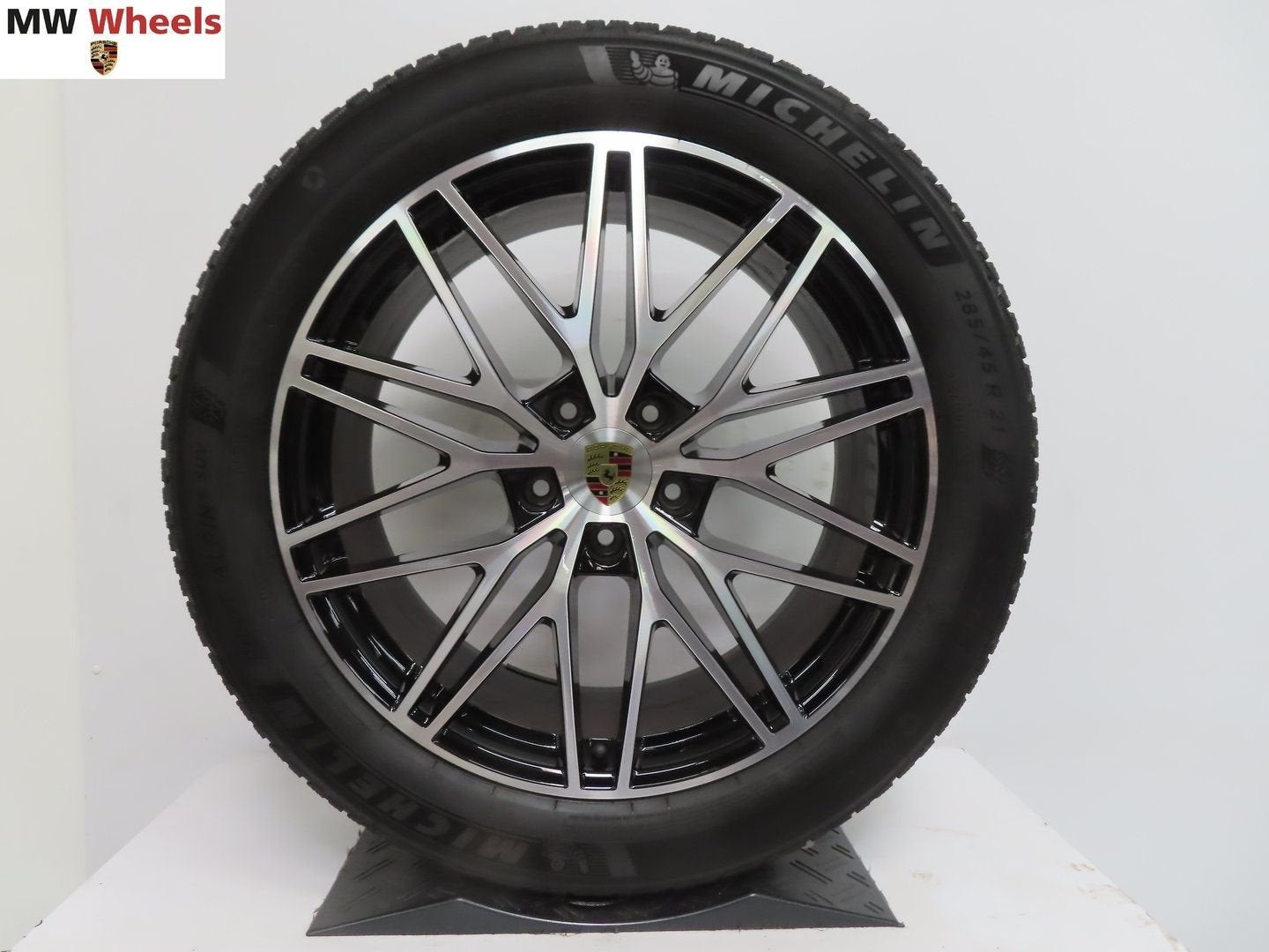 Porsche Cayenne coupe 21 inch velgen 2024 winterbanden, Gebruikt, -, 285 mm, -