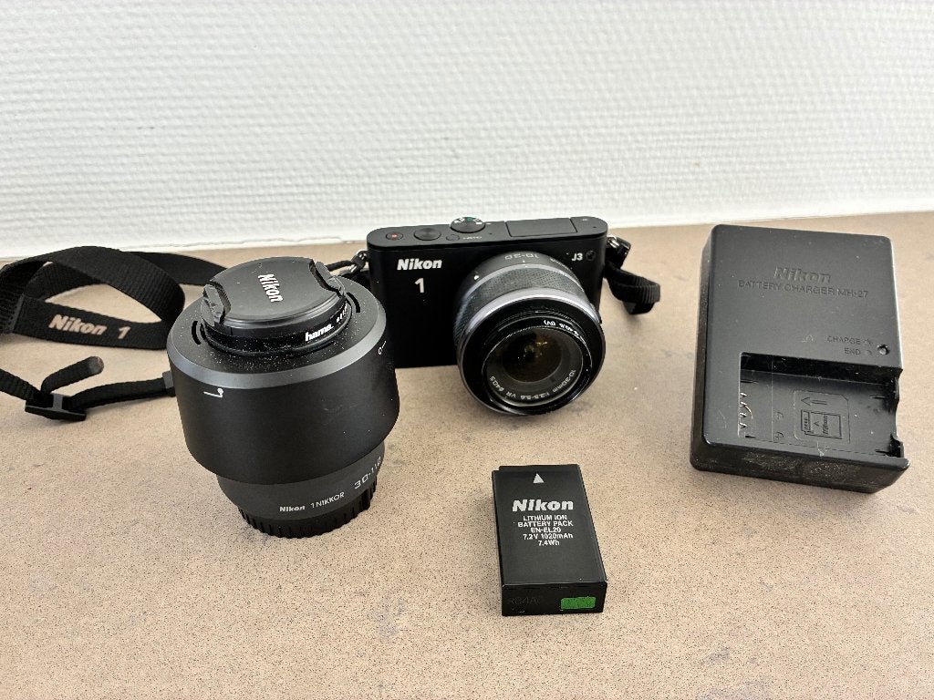 Nikon 1 camera met extra 110mm zoomlens, Ophalen, Gebruikt, Nikon, Minder dan 4 keer