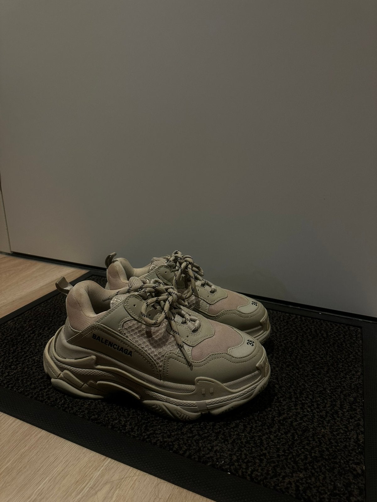 Balenciaga’s, Gebruikt, Meisje, Schoenen, Ophalen of Verzenden