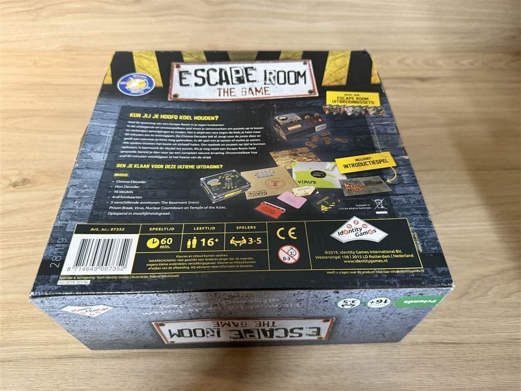 Escape room the game - exit - 4 games - s3239, Verzenden, Zo goed als nieuw