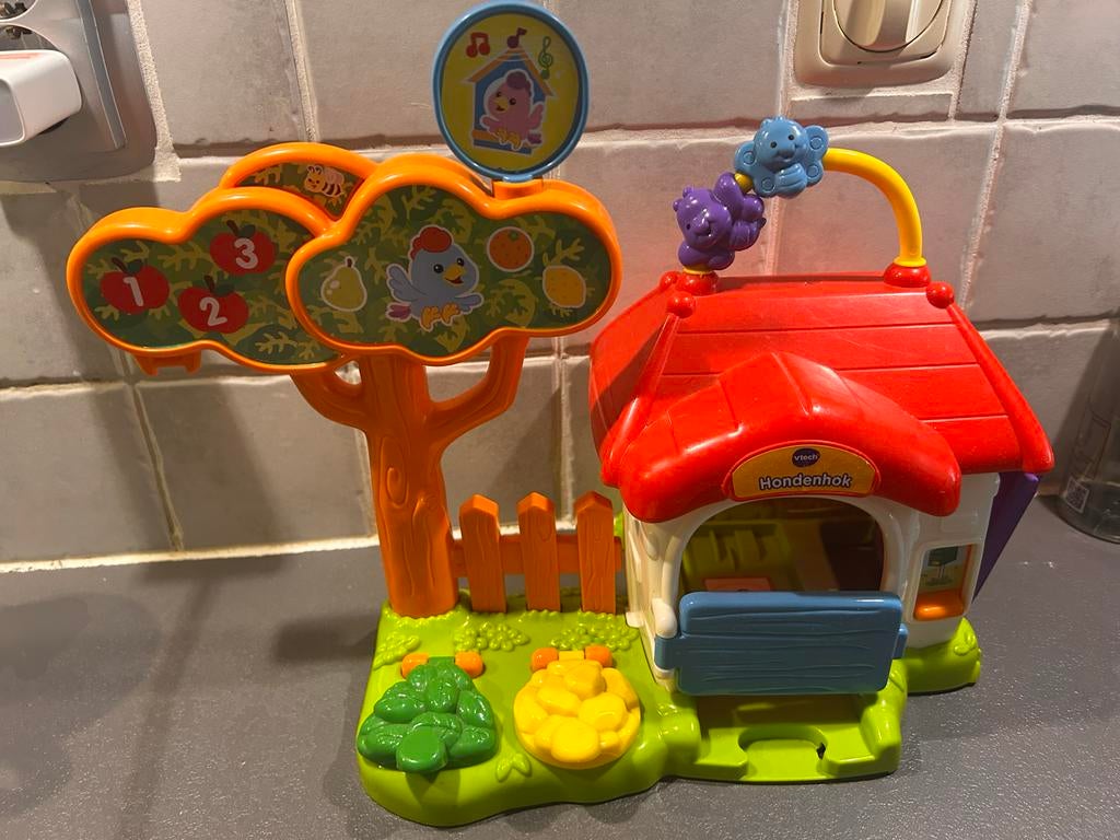 VTech Hondenhoek Speelhuisje met Boom en Geluiden, Ophalen of Verzenden, Gebruikt, 6 maanden tot 2 jaar