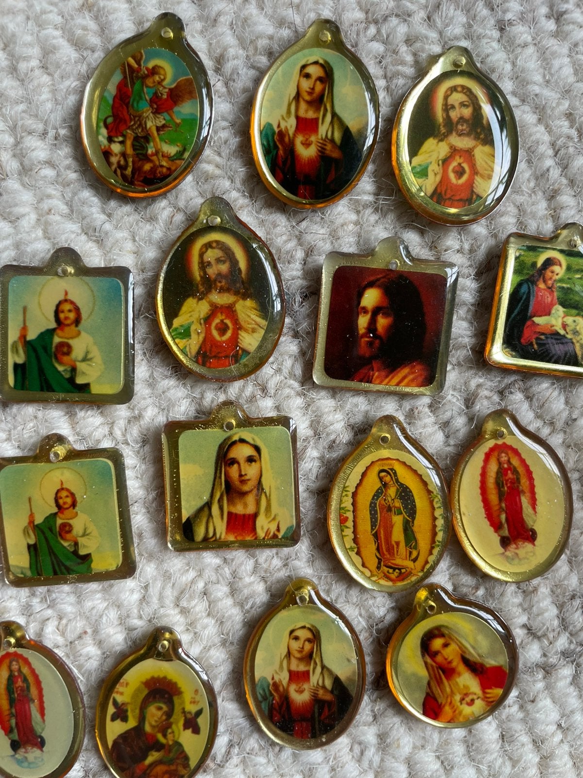 Christelijke bedeltjes om sieraden te maken (1000 stuks), Hobby en Vrije tijd, Kralen en Sieraden maken, Ophalen of Verzenden