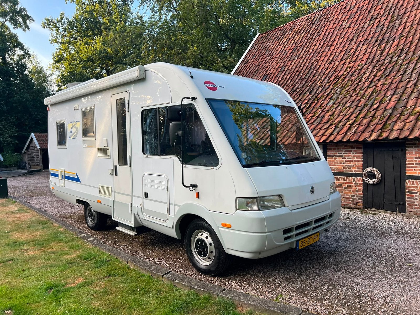 Burstner I574 intergraal ducato 2,8 jtd airco, Caravans en Kamperen, Campers, Integraal, Ringverwarming, Fiat, Luifel