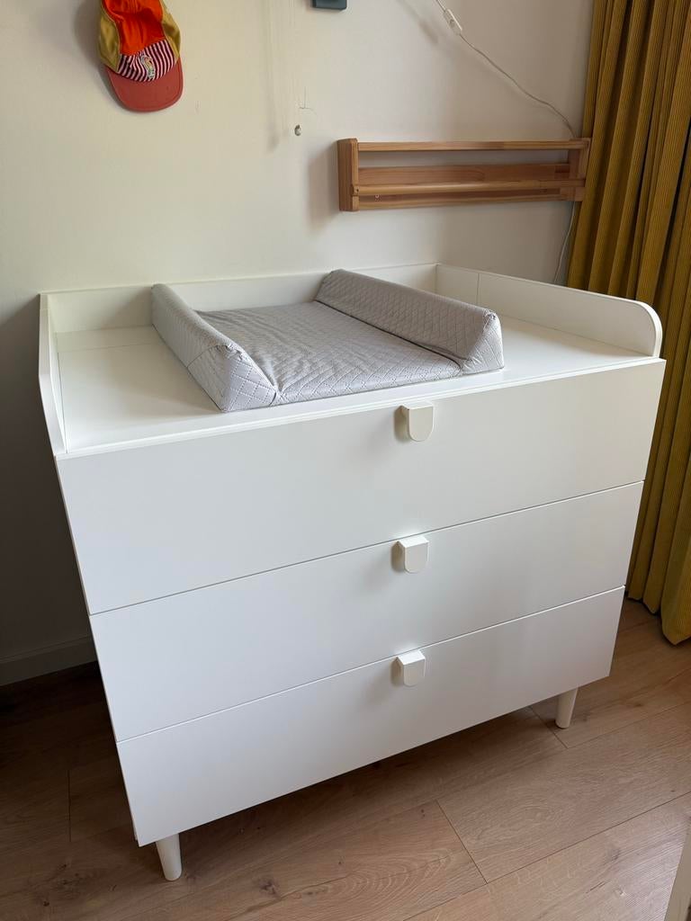 Commode ÉTOILE inclusief bladvergroter, Kinderen en Baby's, Kinderkamer | Commodes en Kasten, 50 tot 70 cm, Ophalen of Verzenden