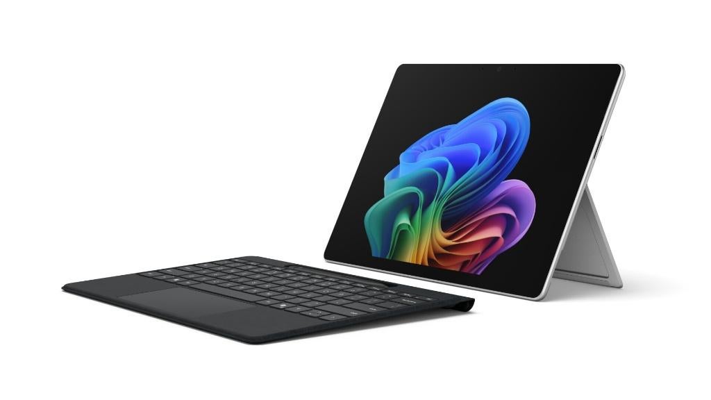 Microsoft Surface Pro 11 | Ultra 5 | Garantie tot Nov 2027, 256 GB, Qwerty, Info@besacomputers.nl, 13 inch