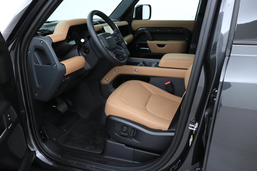 Land Rover Defender 2.0 P300e 110 X-Dynamic HSE | FACELIFT |, Auto's, Land Rover, Automaat, Gebruikt, Euro 6, 4 cilinders