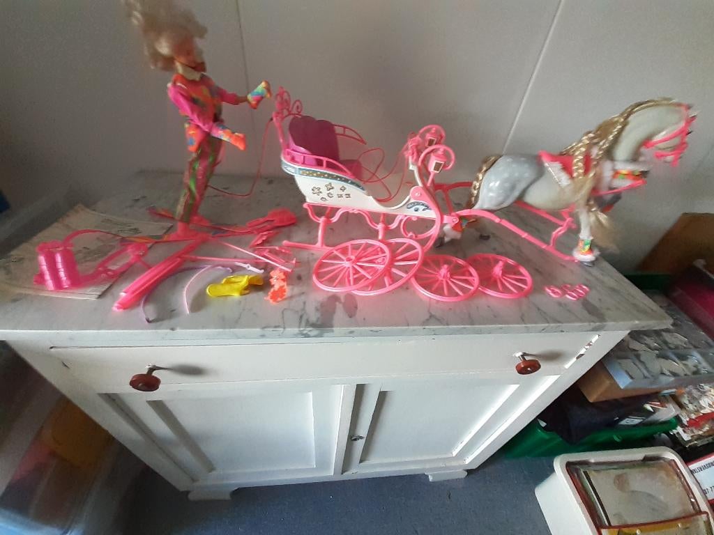 Barbie rijtuig + paard en barbie, Kinderen en Baby's, Speelgoed | Poppen, Ophalen of Verzenden, Gebruikt, Barbie