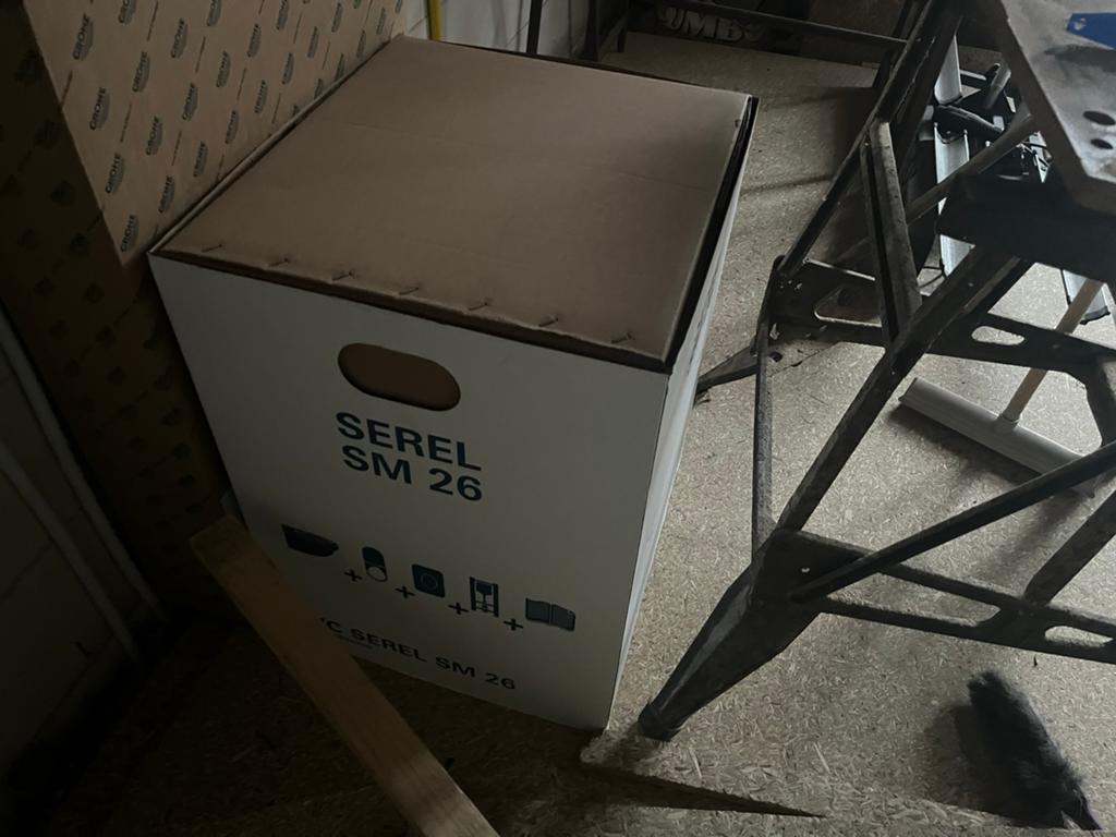 Serel SM 26 Rimless WC-pot -  met Groche inbouwreservoir, Ophalen, Nieuw, Toilet