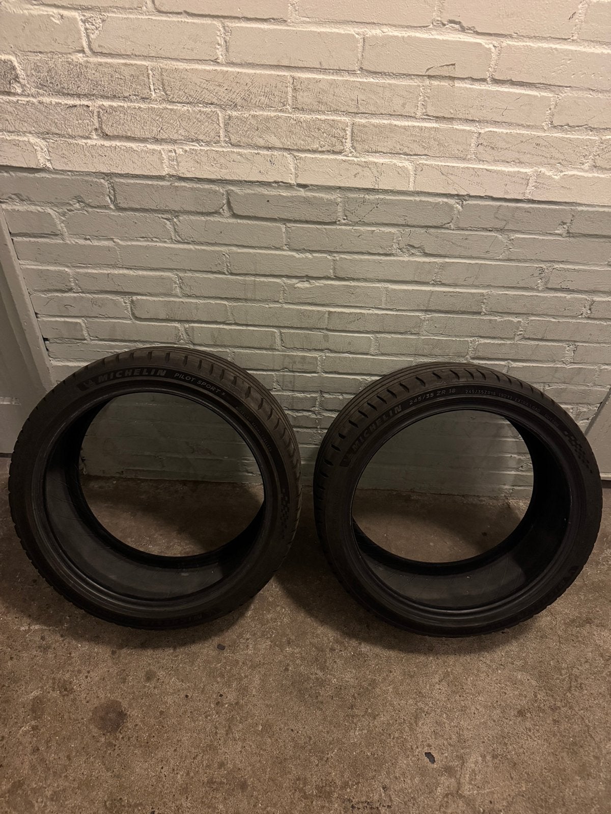 Michelin Pilot Sport 5 banden 245/35/18 *DOT: 4424*, Ophalen