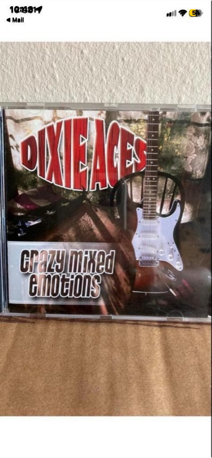 Dixie Aces - Crazy Mixed Emotions CD, Gebruikt, Ophalen of Verzenden, Inclusief boekje, Poprock
