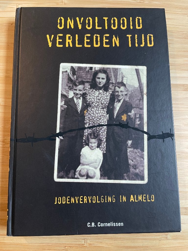 Onvoltooid Verleden Tijd Jodenvervolging in Almelo, Boeken, Oorlog en Militair, Ophalen of Verzenden, Tweede Wereldoorlog, Gelezen