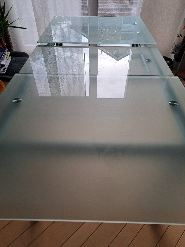 glazen uitschuifbare tafel, Gebruikt, Glas, 150 tot 200 cm, Vier personen