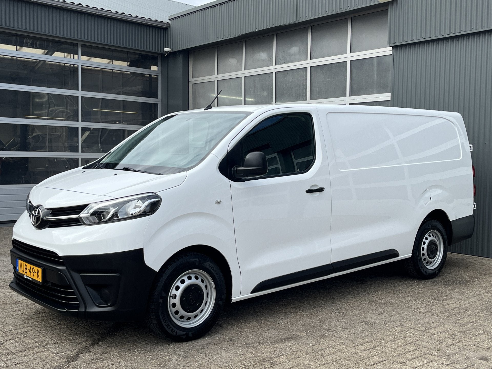 Toyota ProAce Worker 2.0 D-4D Long Airco Cruise controle Tre, Auto's, Bestelauto's, Voorwielaandrijving, Stof, Gebruikt, 4 cilinders