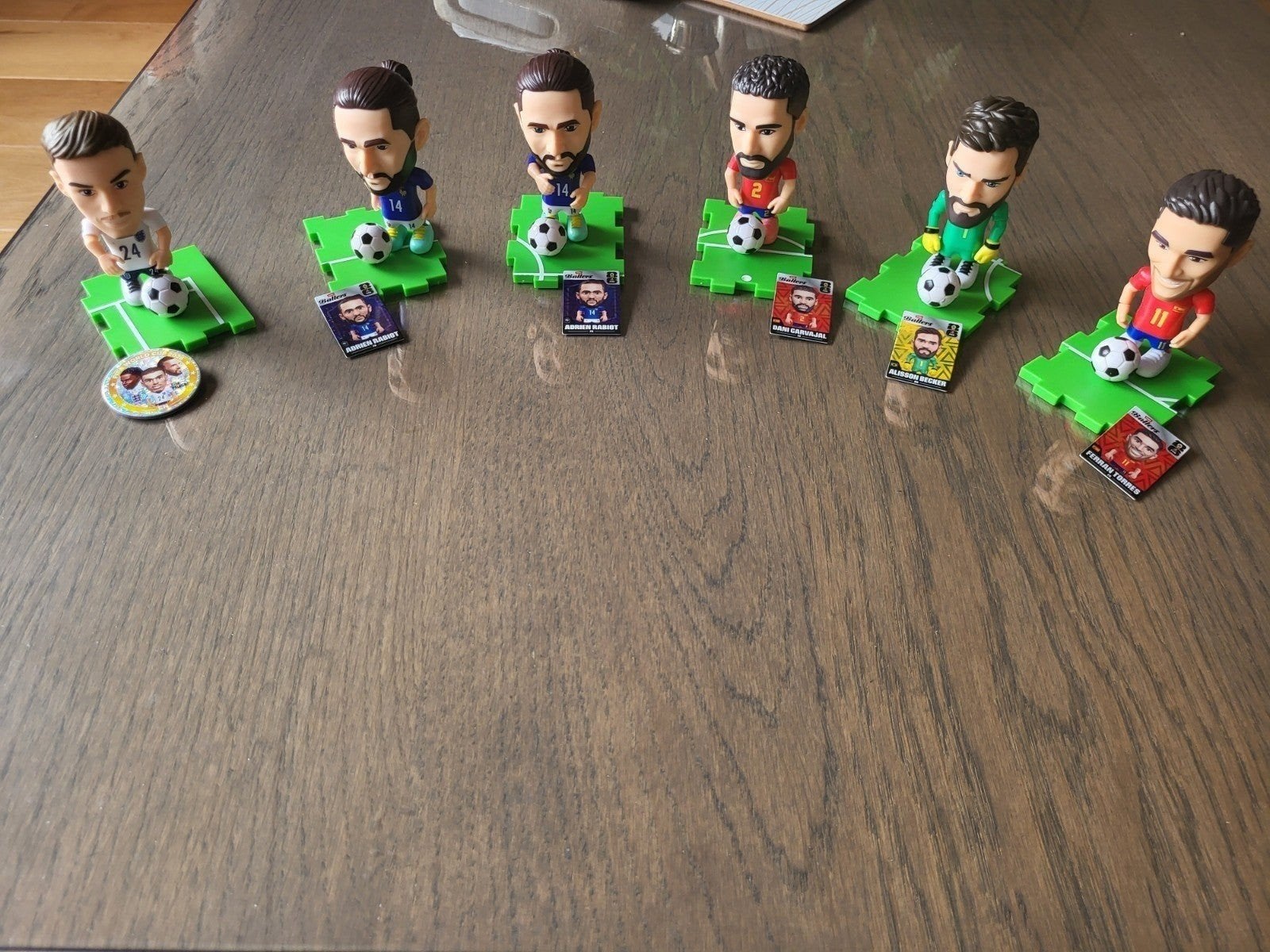 Zuru fifa ballers, Ophalen, Nieuw