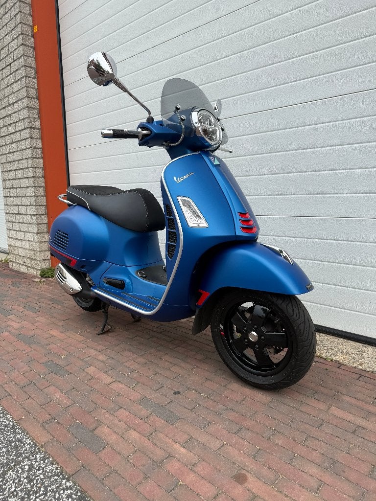 Vespa GTS 300 SuperSport HPE BJ: 2019, Minimaal motorrijbewijs A2, Automaat, 278 cc, 1 cilinder