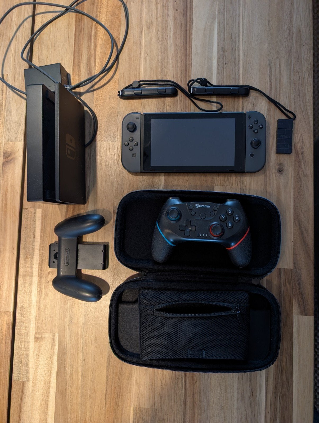 Nintendo Switch grijs + dock, extra controller & 8BitDo adap, Ophalen of Verzenden, Met 2 controllers, Switch Original