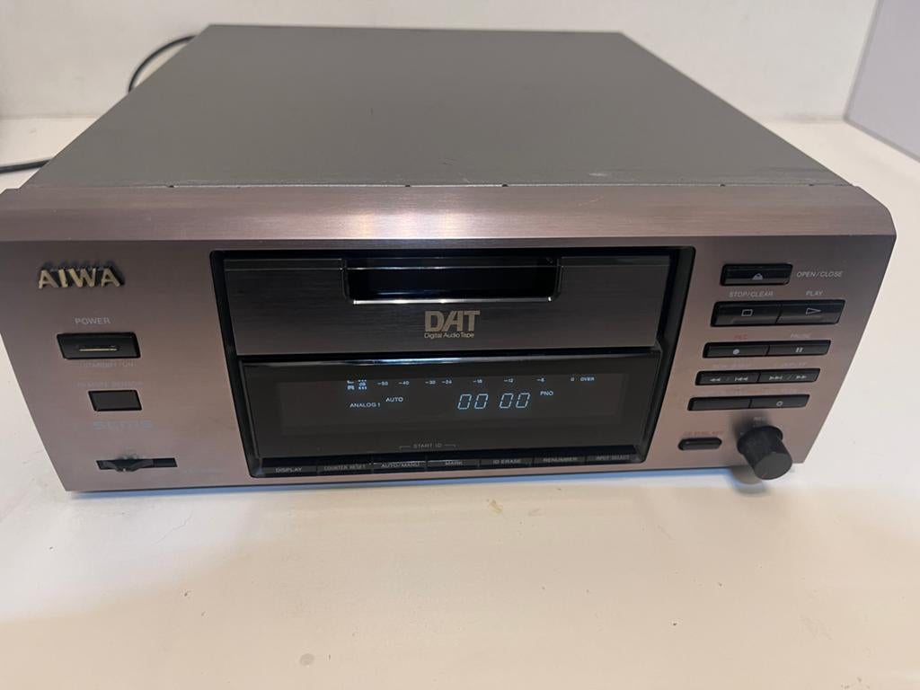 Dat recorder AIWA XD-s260 defect, Ophalen of Verzenden, Overige merken