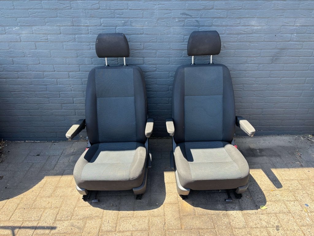 Volkswagen Transporter T6 voorstoelen compleet L&R !, Gebruikt, Volkswagen, Niet ingevuld, Niet ingevuld