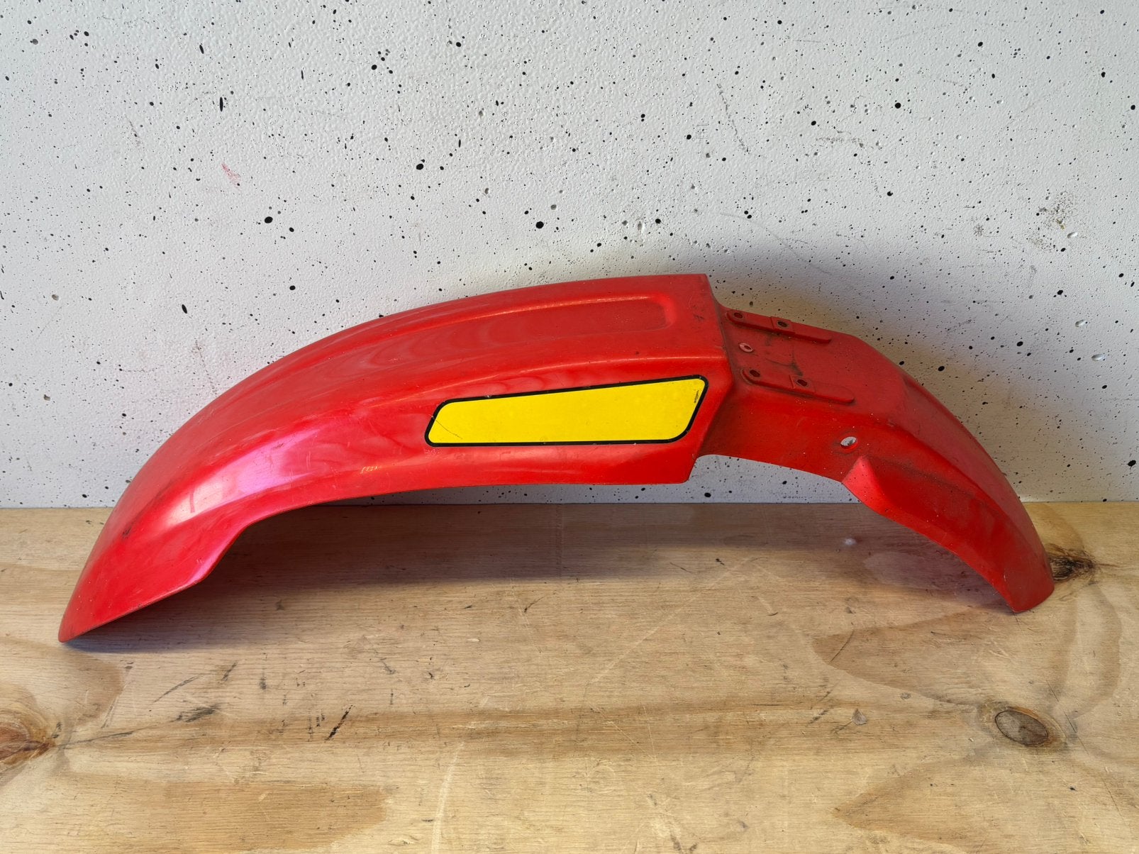 Voorspatbord Derbi senda rood origineel, Ophalen of Verzenden, Gebruikt, Kap