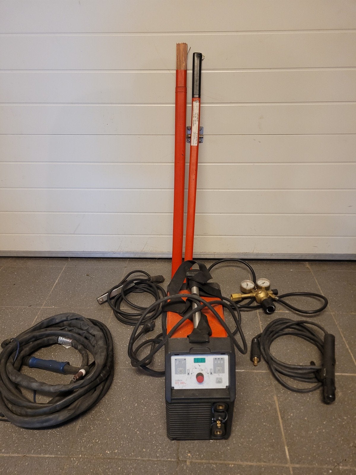 Lorch HT 180 dc tig, Ophalen, Zo goed als nieuw, 150 tot 250 ampère, Tig