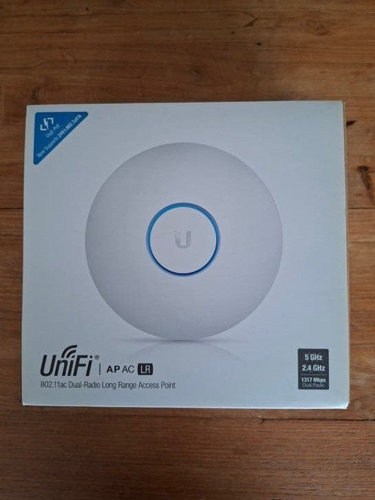Ubiquiti UniFi AP AC Long Range (AP-AC-LR), Ophalen, Zo goed als nieuw, Overige typen