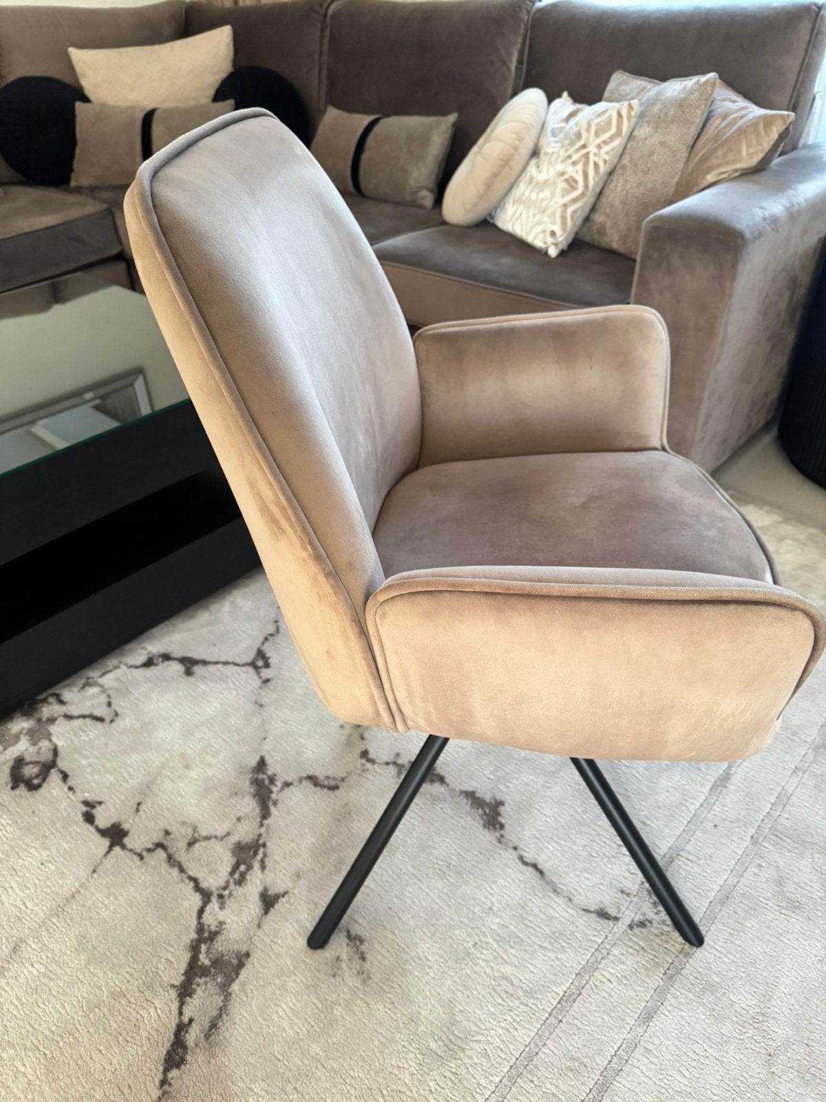 6 eetkamerstoelen taupe velours, Ophalen, Overige kleuren, Zo goed als nieuw, Stof