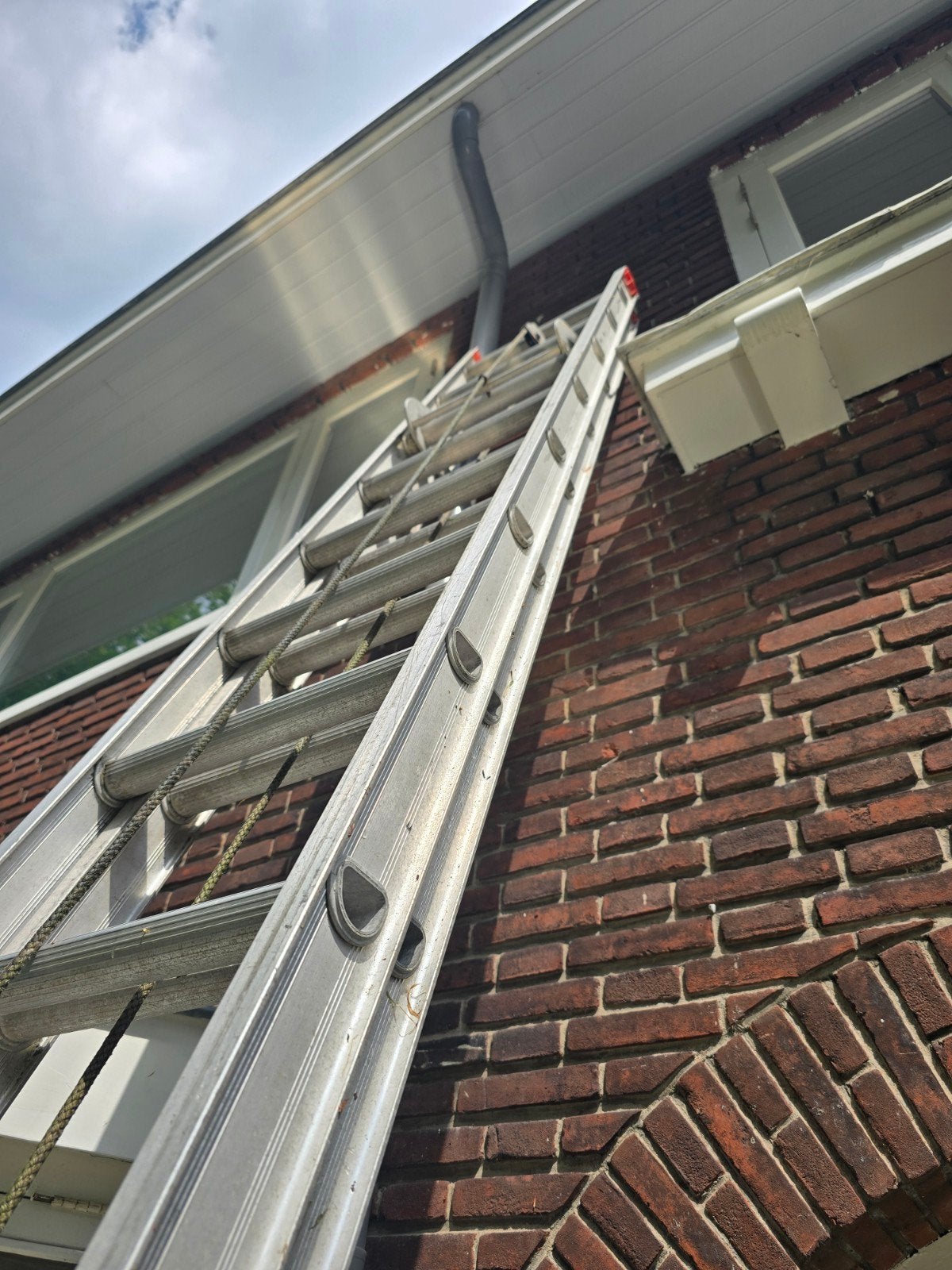 Ladder 2x16 sporten, 4.40m opberglengte, 7.50m werkhoogte, Doe-het-zelf en Verbouw, Ladders en Trappen, Ophalen, Gebruikt, Ladder