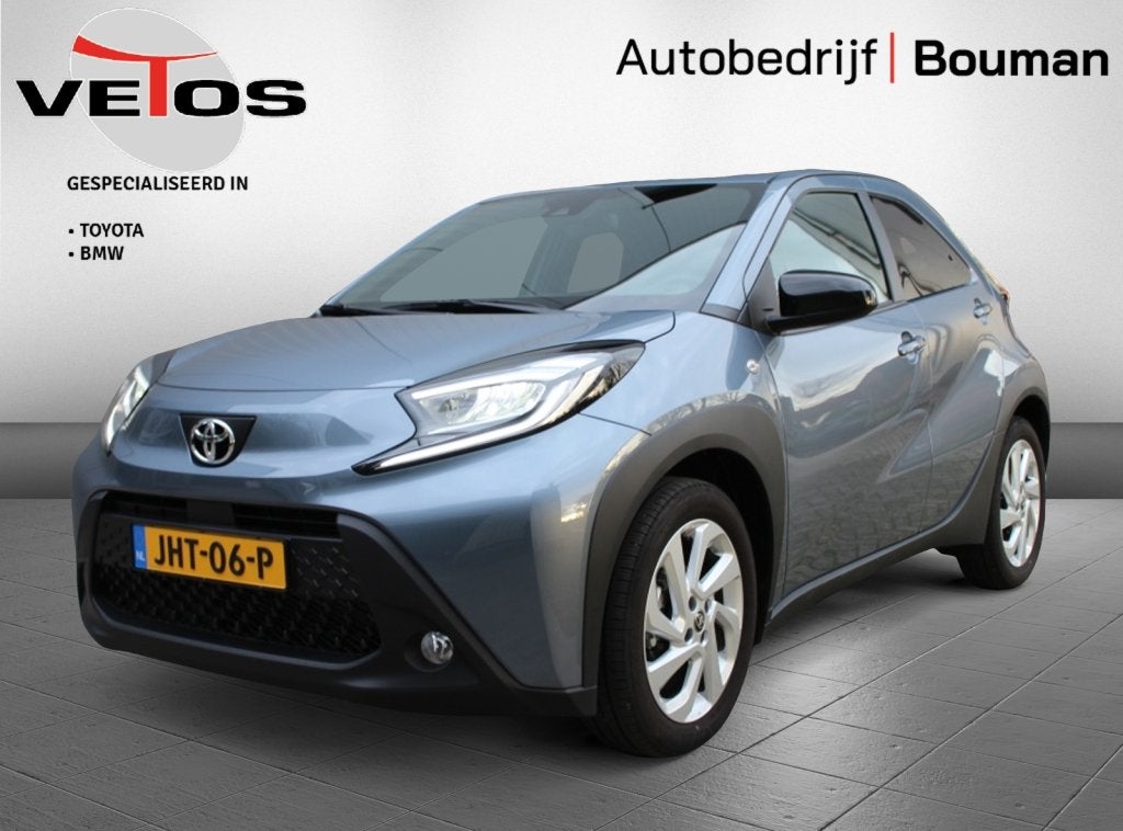 Toyota Aygo X 1.0 VVT-i MT First / Carplay / Lage Km-stand /, Stof, Gebruikt, 920 kg, 4 stoelen
