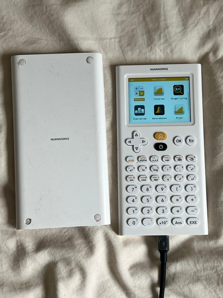 Numworks rekenmachine, Diversen, Rekenmachines, Ophalen of Verzenden, Zo goed als nieuw