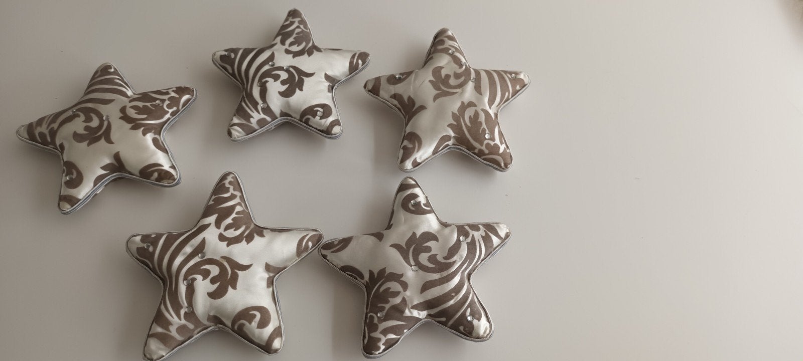 6 stoffen kerststerren, leuk ter decoratie, Diversen, Kerst, Ophalen of Verzenden, Gebruikt
