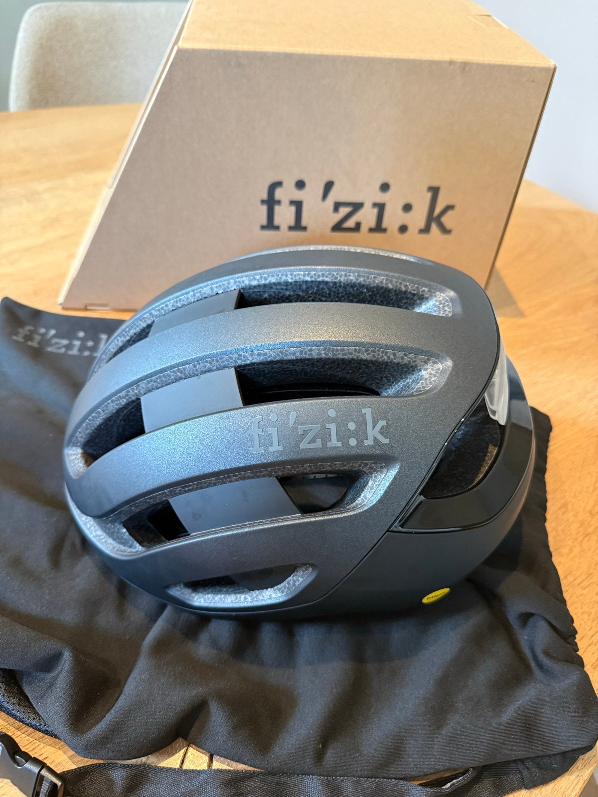 Fizik Kudo MIPS fietshelm - Race/Gravel/MTB - Nieuw, Fietsen en Brommers, Fietsaccessoires | Fietshelmen, Ophalen of Verzenden