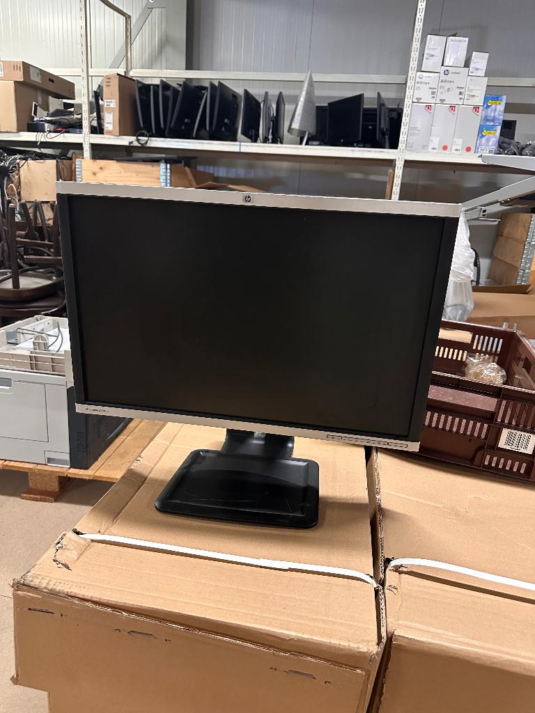 Partij 24" HP monitoren | HP Compaq LA2405x (180 stuks), Kantelbaar, Full HD, Ophalen of Verzenden, 60 Hz of minder