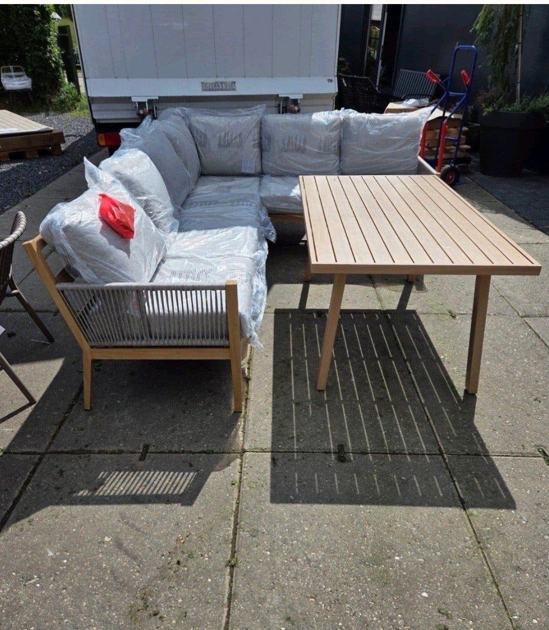Garden impressions ONDERHOUDSVRIJE LOUNGESET MET TUSSENSTUK, Tuin en Terras, Ophalen, Nieuw, Aluminium