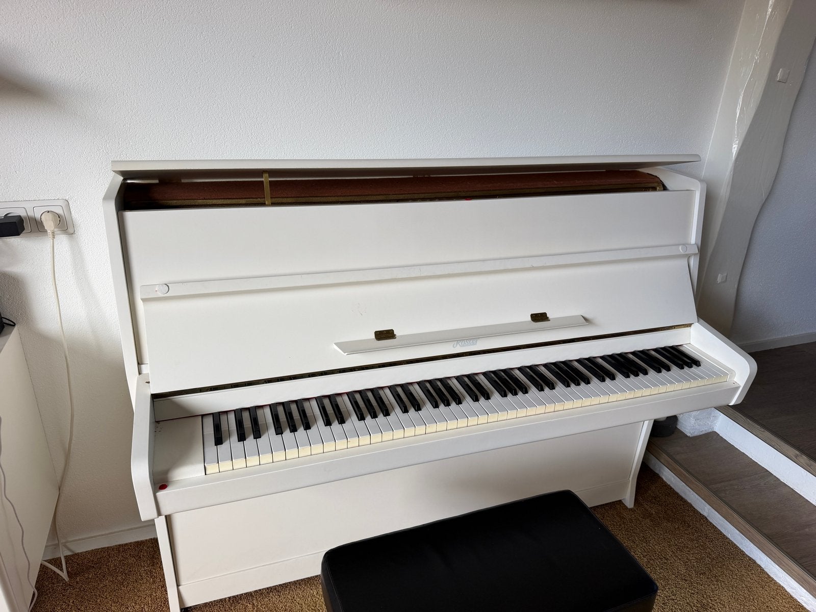 Vandaag ophalen; Witte Röseler piano - Zonder pianokruk, Ophalen, Gebruikt, Wit, Piano