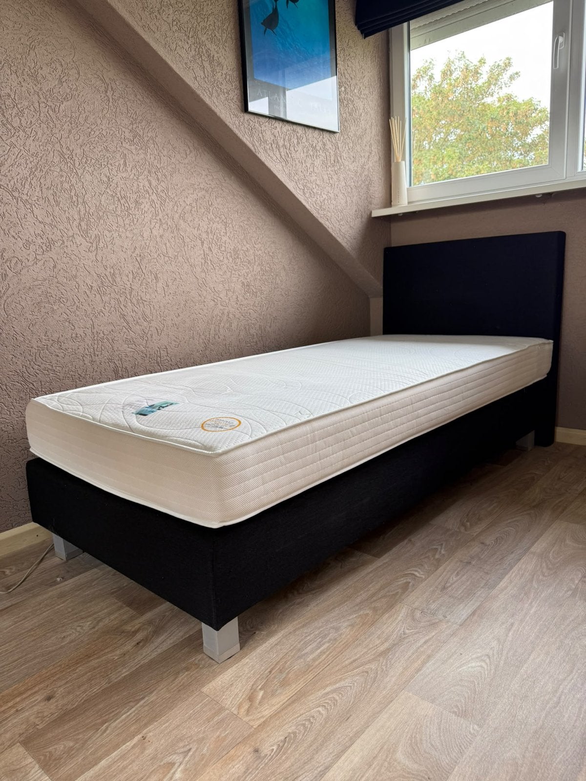 Eenpersoonsbed boxspring MioDormio met matras en hoofdbord, 90 cm, Eenpersoons, Zwart, Ophalen of Verzenden