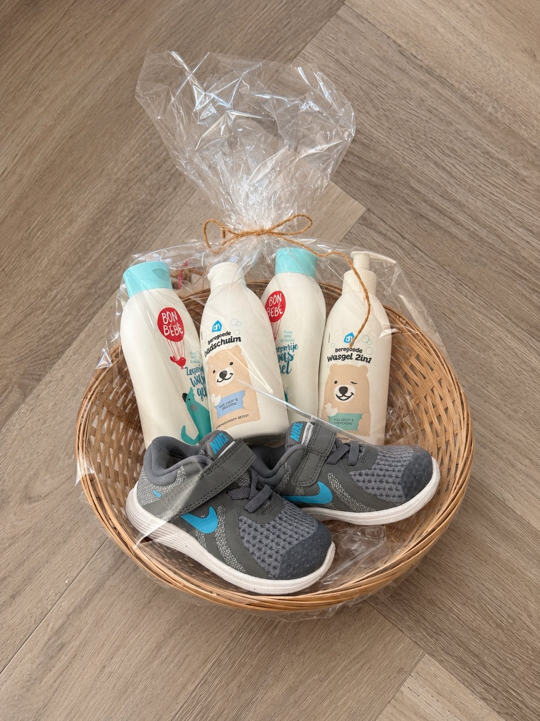 Kraampakket jongen inclusief nike schoenen maat 21 (NIEUW), Ophalen of Verzenden, Nieuw