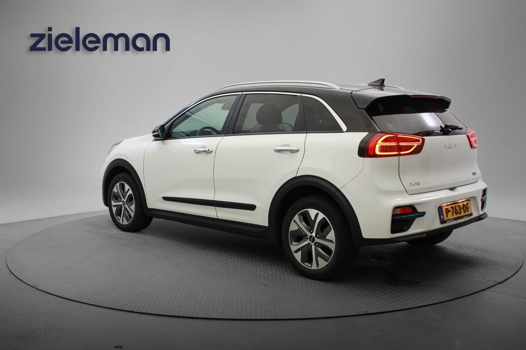 Kia NIRO E-Niro DynamicPlusLine 64 kWh - Carplay, Dakraam, H, Auto's, Kia, Gebruikt, 1712 kg, Met garantie (alle), Wit