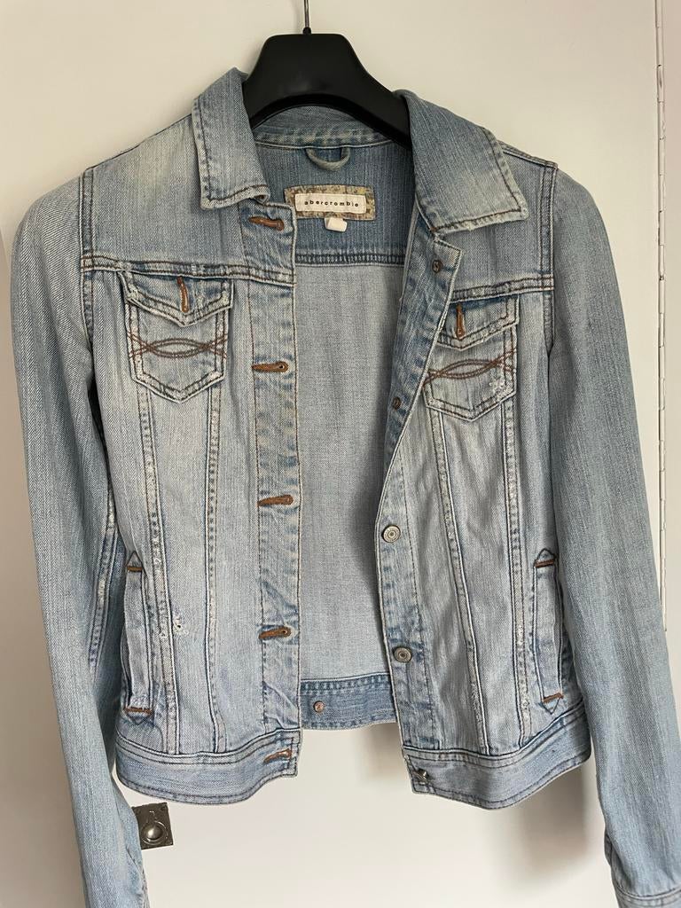 Abercrombie & Fitch spijkerjasje maat M, Ophalen of Verzenden, Zo goed als nieuw, Maat 38/40 (M), Blauw