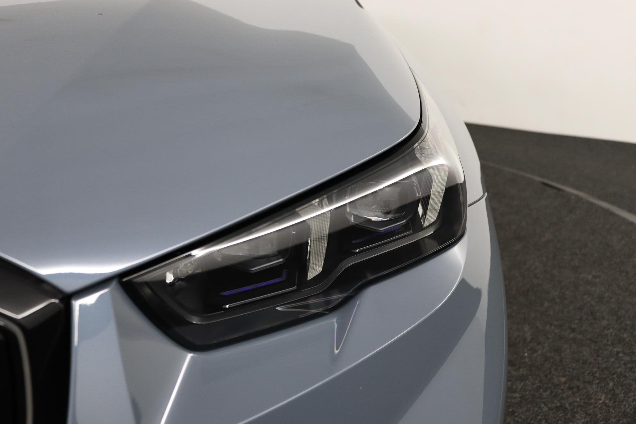 BMW M5 Touring | M Drivers Pack | Comfort Pack | Bowers & Wi, Automaat, Overige kleuren, 4395 cc, 135 min