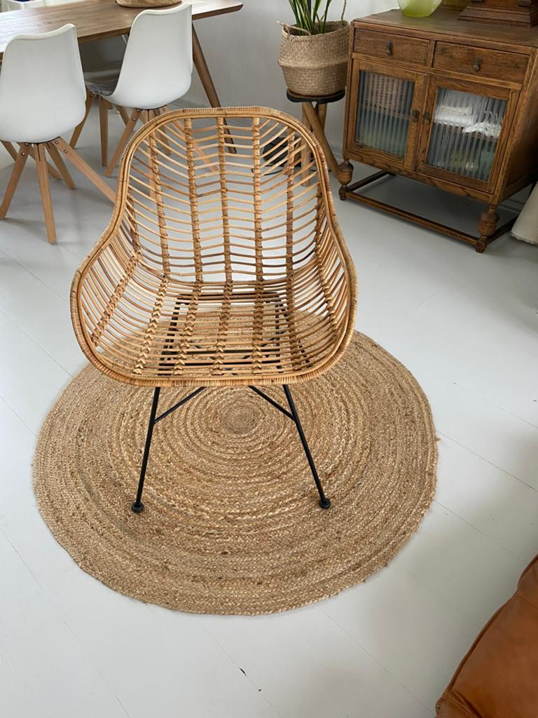Rotan stoel met metalen poten, Huis en Inrichting, Ophalen, Bruin, Riet of Rotan, Zo goed als nieuw