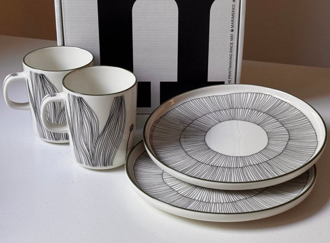 NIEUW Marimekko Oiva set ‘Kukat Puhkeavat, Huis en Inrichting, Overige merken, Nieuw, Ophalen of Verzenden, Overige stijlen